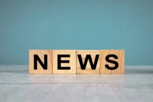 depositphotos_710629334-stock-photo-words-news-written-wooden-cubes